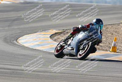 media/Jan-14-2024-SoCal Trackdays (Sun) [[2e55ec21a6]]/Turns 9 and 8 (10am)/